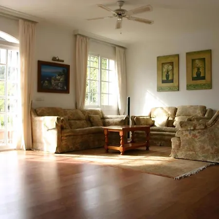 Feriehus La Recalada Mit Privatpool *